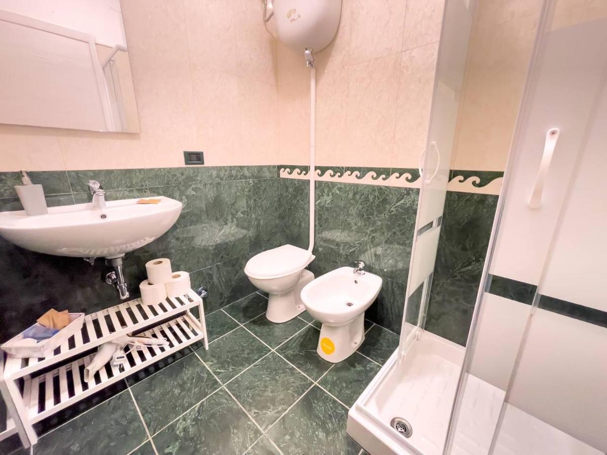Big Fish Alghero Guesthouse Εξωτερικό φωτογραφία